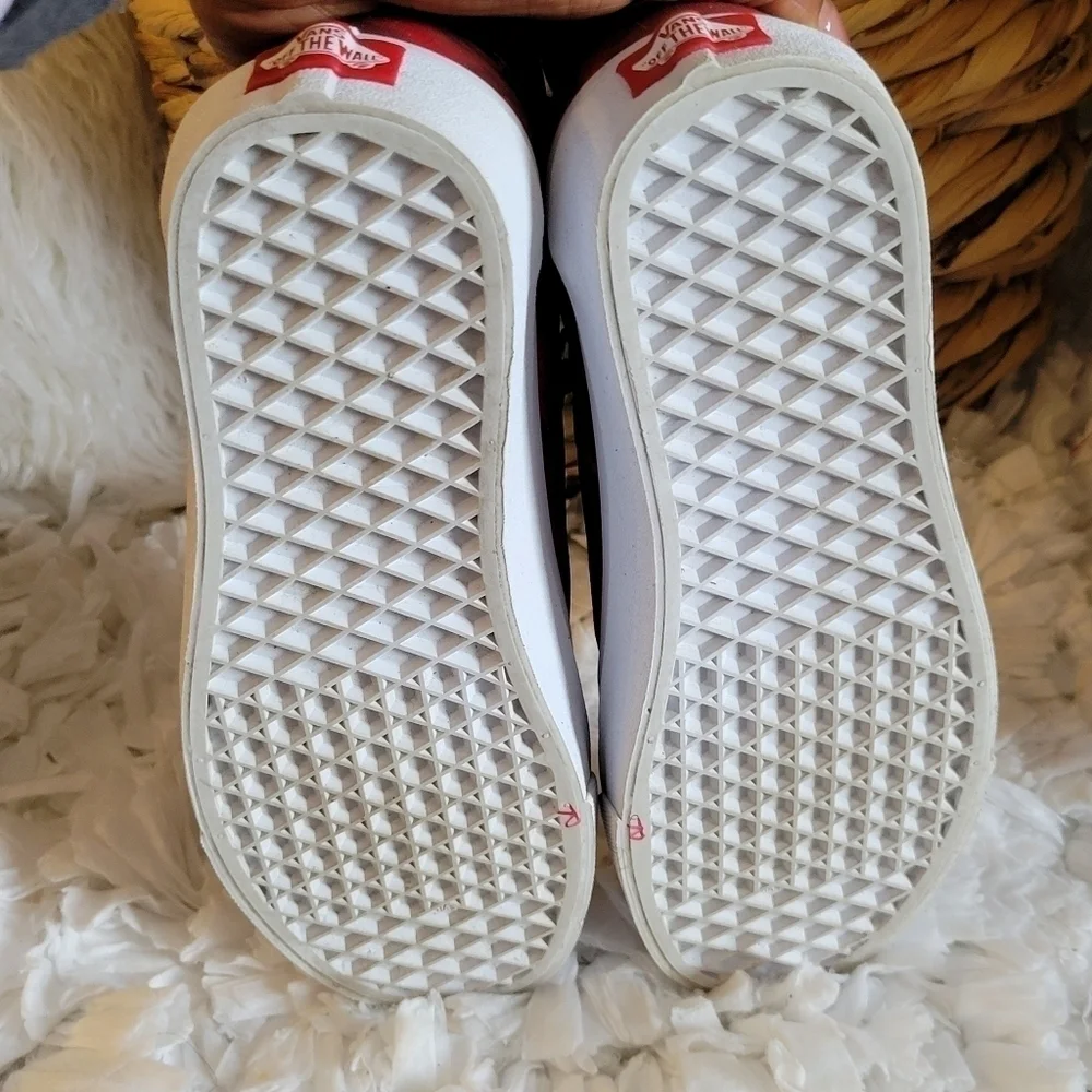 Vans bold no limit camo lace up sneakers Low Rise Tenniscore Athleisure